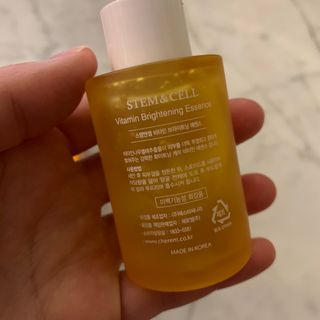 체르엠 스템앤셀 비타민 브라이트닝 에센스 30ml 1개 — 5점을 준 리뷰어가 2022년 1월 올린 사용 사진