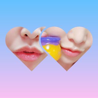 틱톡 [후르디아] 튼입술해결템 올리브영 블루베리 하이드레이팅 허니 립밤 — 5점을 준 리뷰어가 2023년 12월 올린 사용 사진