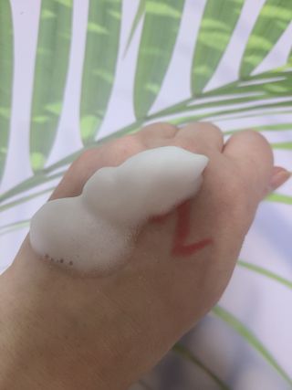 비프리코스메틱 허니 스킨 클렌징폼 150ml — 5점을 준 리뷰어가 2023년 2월 올린 사용 사진