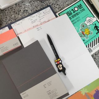 플러스엑스 오브젝트 Object by 3 크리에이티브 세트 - 아이디어노트, 위클리플래너, 스티키메모패드 — 5점을 준 리뷰어가 2022년 3월 올린 사용 사진
