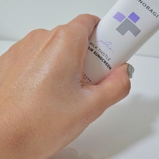 바노바기 코스메틱 바노바기 밀크씨슬 리페어 시카 선스크린 플러스 50ml — 5점을 준 리뷰어가 2023년 2월 올린 사용 사진