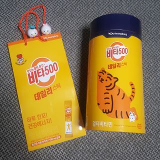 광동생활건강 프리 [광동] VB와 VC를 함유한 멀티 비타민 비타 500 데일리 스틱 180포 — 5점을 준 리뷰어가 2022년 7월 올린 사용 사진