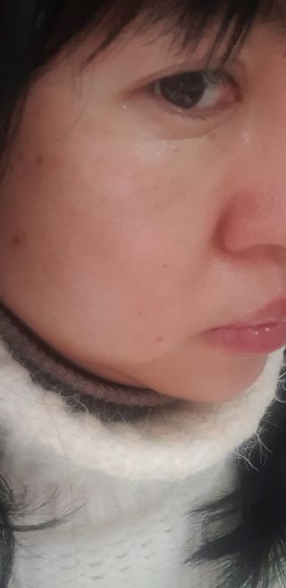 스킨큐어 산다화 카멜리아 안티 링클 멀티밤 — 5점을 준 리뷰어가 2023년 1월 올린 사용 사진