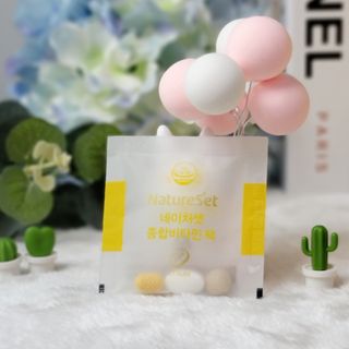 네이처셋 멀티비타민 종합비타민팩 1개월분 — 5점을 준 리뷰어가 2021년 6월 올린 사용 사진