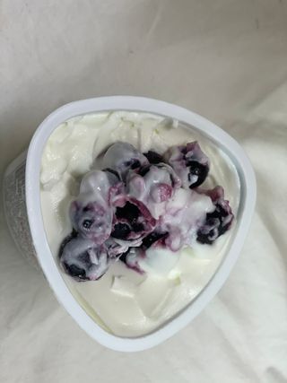 떠먹는불가리스 마이플레인 요거트 435g 6개입 — 5점을 준 리뷰어가 2021년 4월 올린 사용 사진