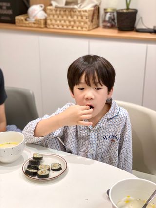 해풀잎 누구나 김밥*1ea [(혼합야채 35g *1ea,  김밥김 (5g, 5ea),  양념간장 (6g, 5ea), 참기름(5g, 2ea)] — 5점을 준 리뷰어가 2022년 5월 올린 사용 사진