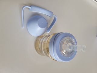 유비맘 샘방지 PPSU 빨대컵_컬러 랜덤 발송 — 5점을 준 리뷰어가 2020년 12월 올린 사용 사진