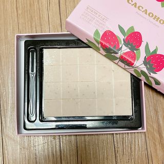 연말/새해선물 딸기 초콜릿 종착역, 건딸기가 상큼하게 씹히는 카카올라 딸기생초콜릿 — 5점을 준 리뷰어가 2021년 9월 올린 사용 사진