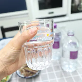몽베스트 MONTBEST 1L 12입 — 4점을 준 리뷰어가 2022년 4월 올린 사용 사진