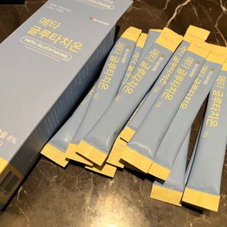 메타웰빙 GC녹십자웰빙 메타 글루타치온 — 4.5점을 준 리뷰어가 2022년 10월 올린 사용 사진