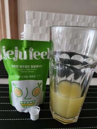 JEJUFEEL 풋풋한 제주담은 청귤에이드 — 5점을 준 리뷰어가 2022년 9월 올린 사용 사진