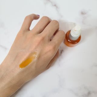 유니베르소 로즈힙 오일 15ml — 4점을 준 리뷰어가 2021년 5월 올린 사용 사진