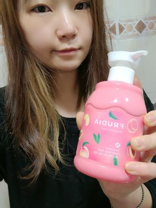 [후르디아] 복숭아 바디워시+바디에센스 세트 — 5점을 준 리뷰어가 2021년 3월 올린 사용 사진