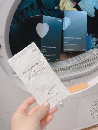 [이즈라이프코스메틱] 퍼퓸 드라이어 시트 히노끼향  or 블랑향 2중 택1 30매 — 5점을 준 리뷰어가 2021년 8월 올린 사용 사진