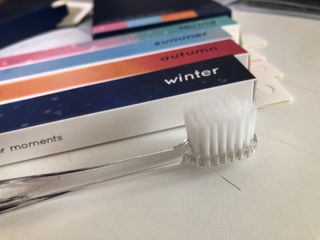 에브리모먼트 에브리 모먼트 칫솔 Every moment toothbrush — 5점을 준 리뷰어가 2022년 2월 올린 사용 사진