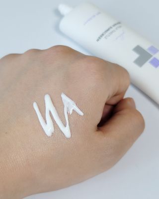 바노바기 코스메틱 바노바기 밀크씨슬 리페어 시카 선스크린 플러스 50ml — 4점을 준 리뷰어가 2023년 2월 올린 사용 사진