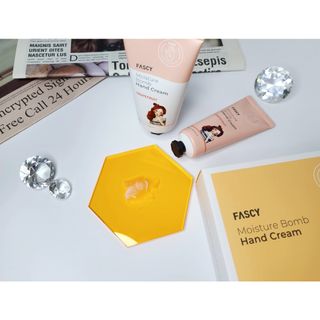 파시 FASCY 高保湿ハンドクリーム40ml+80ml セット — 5점을 준 리뷰어가 2021년 8월 올린 사용 사진