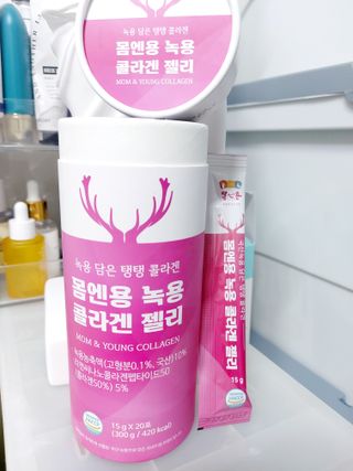 [몸엔용] 녹용 담은 탱탱 콜라겐 녹용 콜라겐 젤리 15g x 20포 — 5점을 준 리뷰어가 2022년 4월 올린 사용 사진