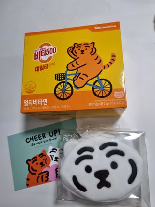 광동생활건강 [광동] 비타500데일리스틱 수능 패키지 (70+굿즈) 뚱랑이 수능엽서+쇼핑백 — 5점을 준 리뷰어가 2022년 11월 올린 사용 사진