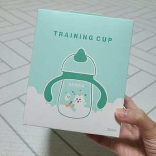 유비맘 트라이탄 코니빨대컵_컬러 랜덤 발송 — 4.5점을 준 리뷰어가 2021년 1월 올린 사용 사진