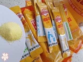 광동생활건강 [광동] 제니비타민C 비타500데일리스틱 180포+제니등신대+제니스티커 — 4.5점을 준 리뷰어가 2021년 12월 올린 사용 사진