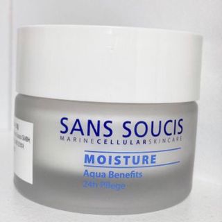 산수시 아쿠아 베네핏 24h 수부지 물광 속건조 수분크림 50ml — 5점을 준 리뷰어가 2021년 7월 올린 사용 사진