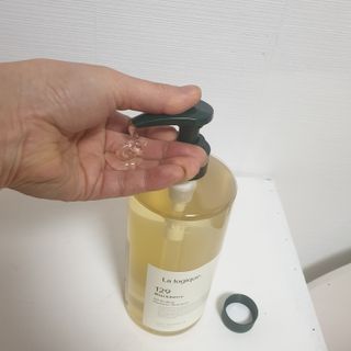 라로지크 X4 스케일링 퍼퓸 샴푸 1,000mℓ — 5점을 준 리뷰어가 2021년 12월 올린 사용 사진