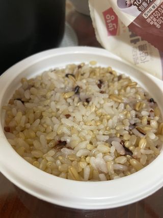 [구매평]양반 동원 양반 100밥 오미밥, 130g, 12개 — 5점을 준 리뷰어가 2025년 4월 올린 사용 사진