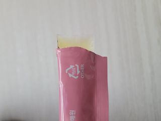 주식회사 얼굴반쪽 [얼굴반쪽 가르시니아 2,800mg] x 14포 1주 젤리 다이어트 보조제 체지방감소 — 4점을 준 리뷰어가 2021년 10월 올린 사용 사진