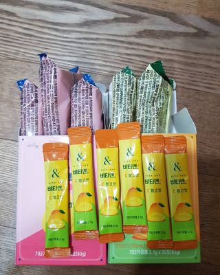 비타앤C 레몬맛, 망고맛 — 5점을 준 리뷰어가 2021년 8월 올린 사용 사진