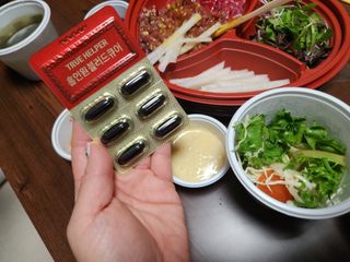 트루헬퍼 홀인원 블러드큐어 혈행+혈압+콜레스테롤 한번에 1박스 1개월 — 4.5점을 준 리뷰어가 2023년 2월 올린 사용 사진