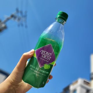 몽베스트 Montbest with Sparkling water Lime20병 — 5점을 준 리뷰어가 2021년 10월 올린 사용 사진