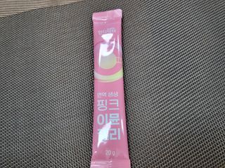 [인디닥터] 면역 생생 핑크 이뮨 젤리 — 4.5점을 준 리뷰어가 2022년 3월 올린 사용 사진