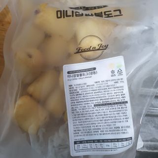 Dog&Ball 독앤볼 [Dog&Ball] 미니찹쌀볼도그 찹쌀치즈볼 — 5점을 준 리뷰어가 2021년 9월 올린 사용 사진