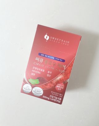 스윗레인 써큐 플로우 케어 — 5점을 준 리뷰어가 2022년 11월 올린 사용 사진