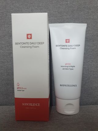 바디셀런스 벤토나이트 데일리 약산성 딥클렌징폼 120ml — 5점을 준 리뷰어가 2022년 1월 올린 사용 사진