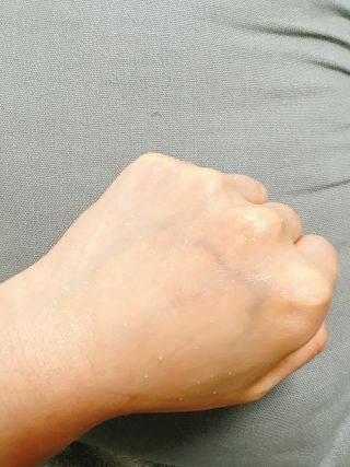랑벨 수퍼내츄럴 아쿠아 수딩 크림 100ml — 3.5점을 준 리뷰어가 2022년 4월 올린 사용 사진