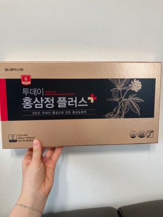 서울약사신협_투데이홍삼정플러스스틱_10g x 60포 — 5점을 준 리뷰어가 2021년 6월 올린 사용 사진