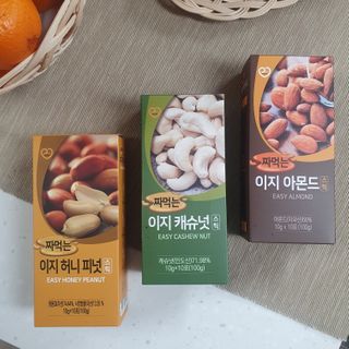 짜먹는 이지견과 짜먹는 이지아몬드, 짜먹는 이지허니피넛, 짜먹는 이지캐슈넛 각 10g X  10포 — 3점을 준 리뷰어가 2021년 2월 올린 사용 사진