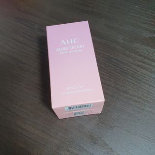 AHC 아우라 시크릿 톤업 벨벳 — 5점을 준 리뷰어가 2021년 4월 올린 사용 사진