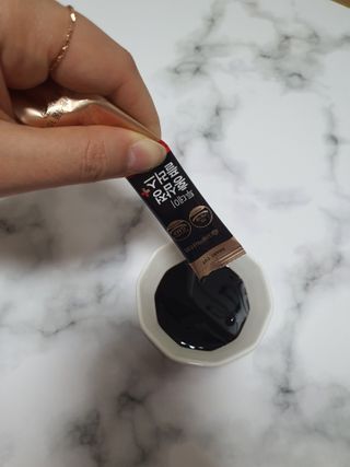 서울약사신협_투데이홍삼정플러스스틱_10g x 30포 — 5점을 준 리뷰어가 2021년 2월 올린 사용 사진