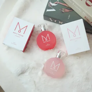자연스러운 샴푸향이 나는 메블릭퍼퓸 케라 50ml +상큼달달한 라즈베리향이 나는 메블릭퍼퓸 라즈베리 50ml — 5점을 준 리뷰어가 2022년 9월 올린 사용 사진
