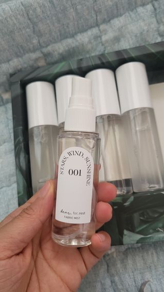 디어포레스트 [5개세트] 숲속의 하루 패브릭미스트 (섬유향수/ 룸스프레이) 50ml 5개 — 5점을 준 리뷰어가 2022년 8월 올린 사용 사진