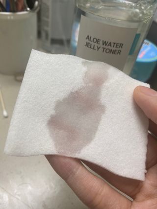 김정문알로에 큐어 큐어 알로에 워터 젤리 토너 500ml — 5점을 준 리뷰어가 2021년 4월 올린 사용 사진