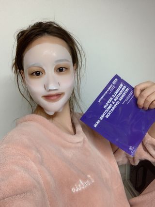 101스킨 영앤리치 하이드로겔 마스크팩 — 4.5점을 준 리뷰어가 2021년 2월 올린 사용 사진