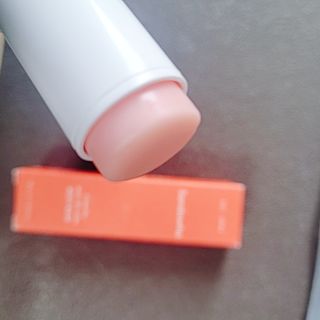 스킨큐어 산다화 카멜리아 안티 링클 멀티밤 — 4점을 준 리뷰어가 2022년 11월 올린 사용 사진