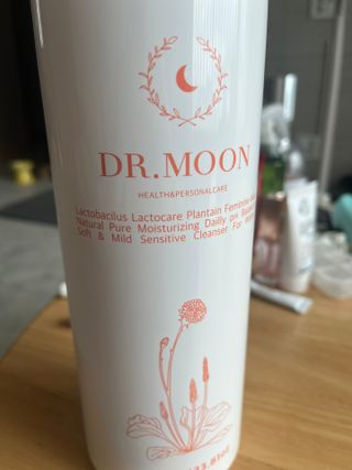 프리[닥터문] 유산균 락토케어 질경초 여성청결제 1000ml (젤타입) — 5점을 준 리뷰어가 2022년 7월 올린 사용 사진
