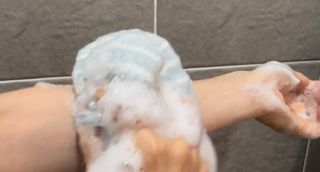 [닥터문] 센텔라 시카케어 화이트머스크 바디워시 1000ml — 5점을 준 리뷰어가 2024년 8월 올린 사용 사진