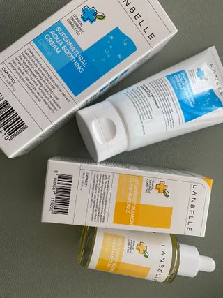 랑벨 수퍼내츄럴 아쿠아 수딩 크림 100ml — 5점을 준 리뷰어가 2022년 4월 올린 사용 사진