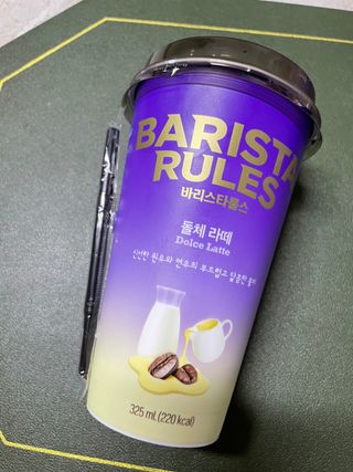 바리스타룰스 돌체 라떼 — 5점을 준 리뷰어가 2023년 4월 올린 사용 사진